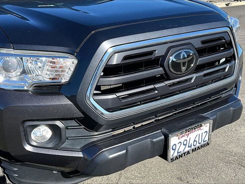 Certified 2019 Toyota Tacoma SR5 image 28