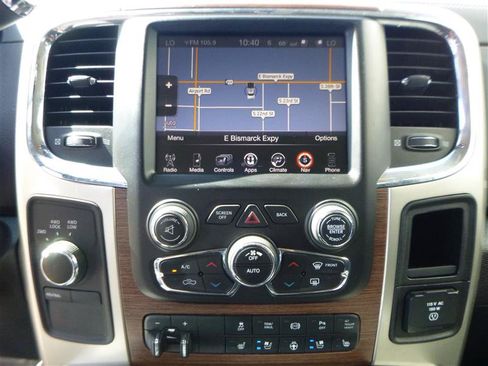 Used 2015 RAM 3500 Laramie w/ Convenience Group AWD/4WD image 14