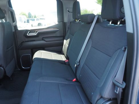 Used 2022 Chevrolet Silverado 1500 RST AWD/4WD image 16