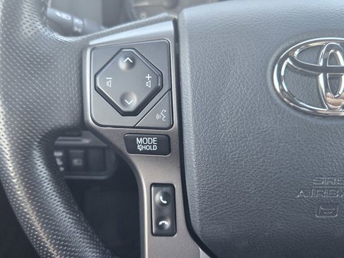 Used 2019 Toyota Tacoma TRD Off-Road image 26