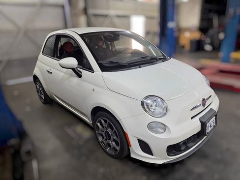 Used 2018 FIAT 500 Pop FWD image 2