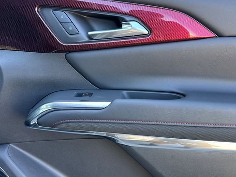 New 2026 Chevrolet Traverse RS w/ LPO, Floor Liner Package FWD image 21