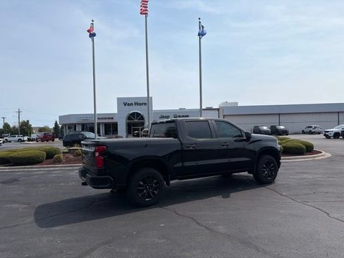 Used 2021 Chevrolet Silverado 1500 Custom AWD/4WD image 5