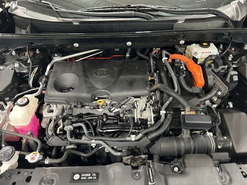 Used 2020 Toyota RAV4 XLE w/ Convenience Package AWD/4WD image 31