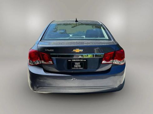Used 2014 Chevrolet Cruze LS FWD image 10