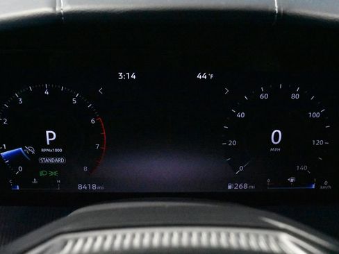 Certified 2025 Nissan Murano SV image 19