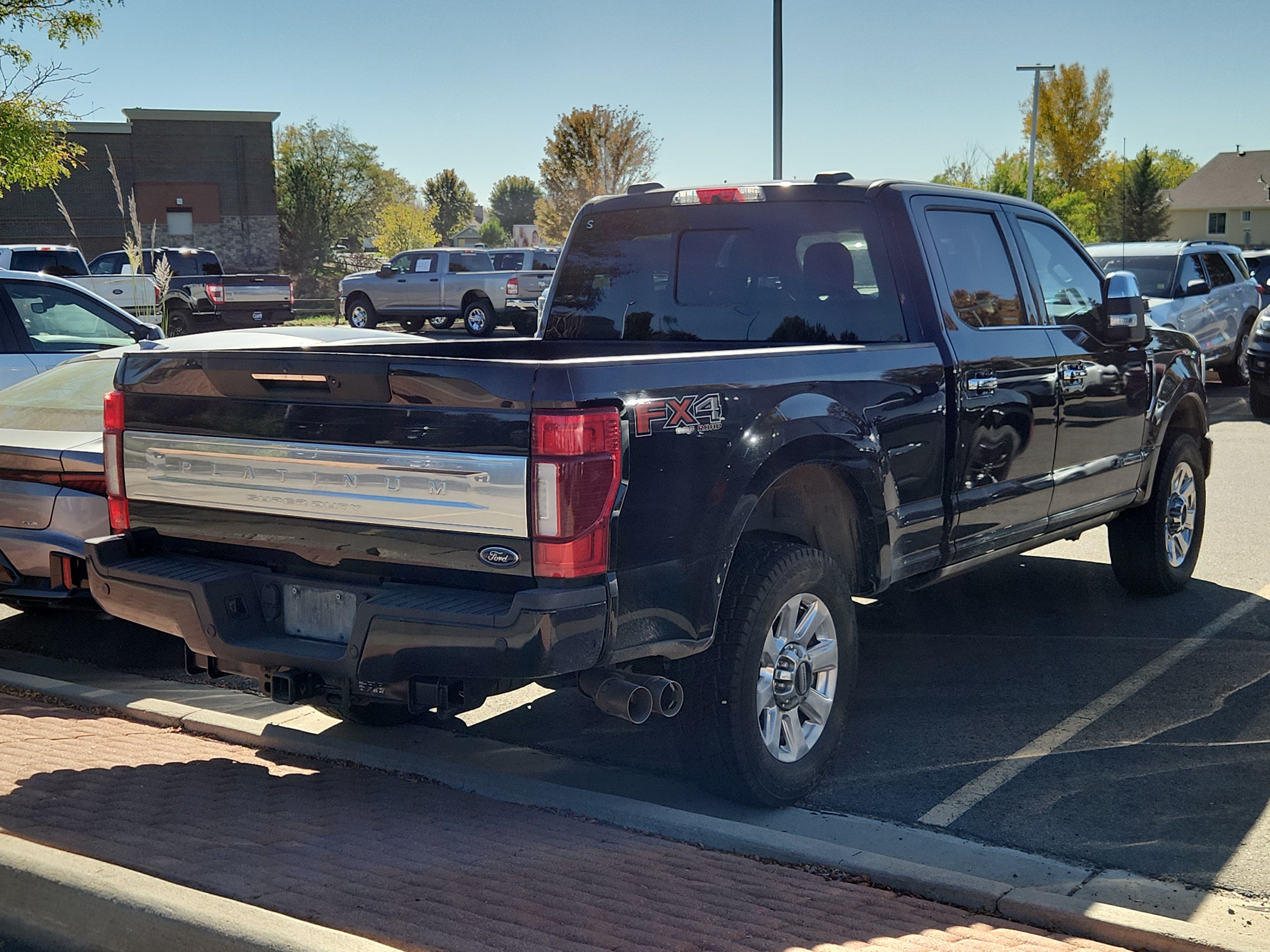 Used 2020 Ford F250 Platinum w/ FX4 Off-Road Package AWD/4WD image 5