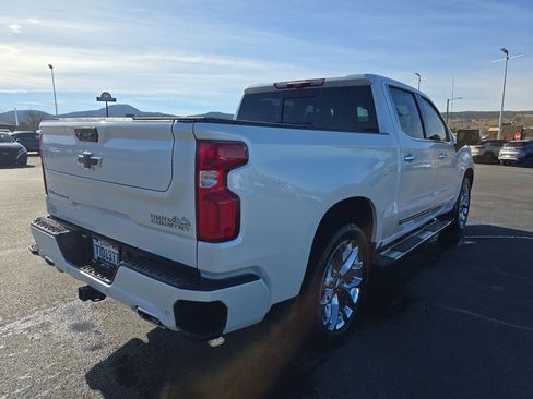 Used 2025 Chevrolet Silverado 1500 High Country w/ High Country Premium Package image 10