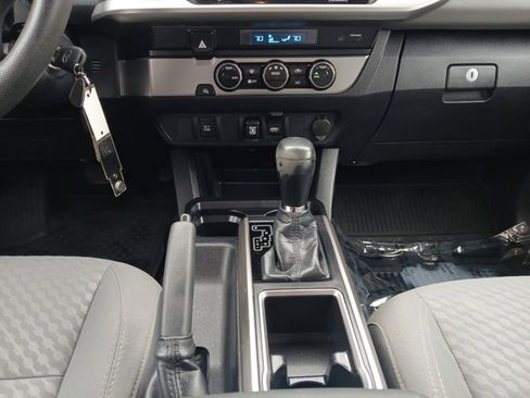 Used 2021 Toyota Tacoma SR5 image 11