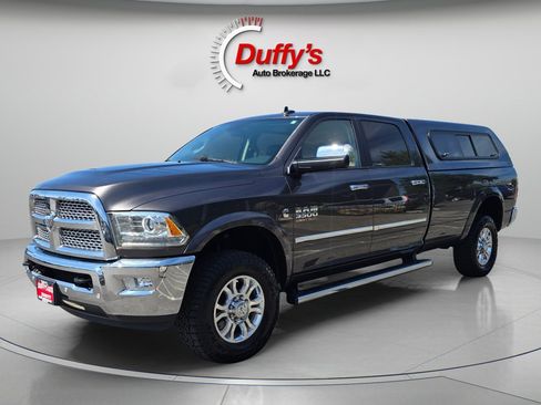 Used 2018 RAM 3500 Laramie AWD/4WD image 17