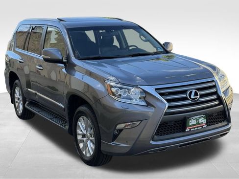 Used 2018 Lexus GX 460 Premium w/ Premium Package AWD/4WD image 3