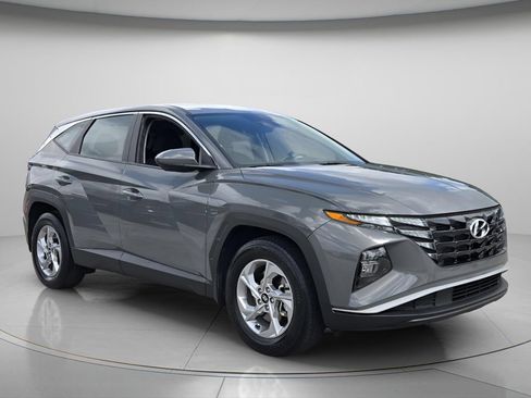 Certified 2024 Hyundai Tucson SE FWD image 10