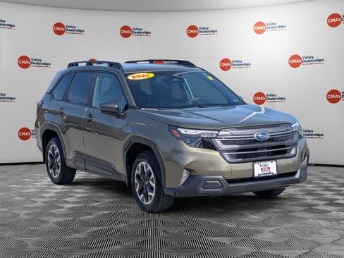 Used 2026 Subaru Forester Premium AWD/4WD image 3