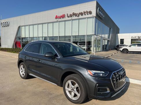 Used 2023 Audi Q5 2.0T Premium w/ Convenience Package image 3