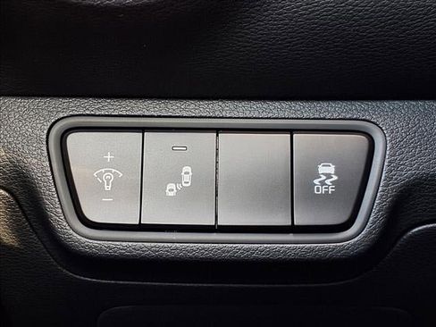 Used 2024 Kia Forte GT-Line image 22