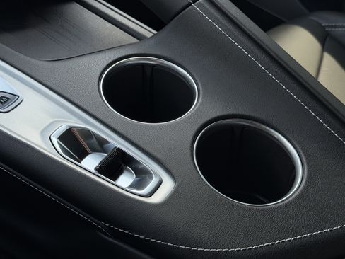 Used 2026 Chevrolet Corvette Stingray Coupe w/ Battery Protection Package image 38