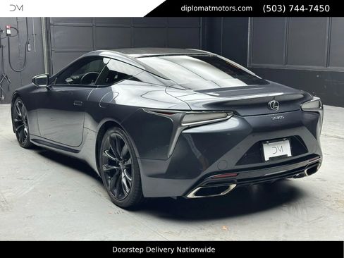 Used 2018 Lexus LC 500 Coupe image 3