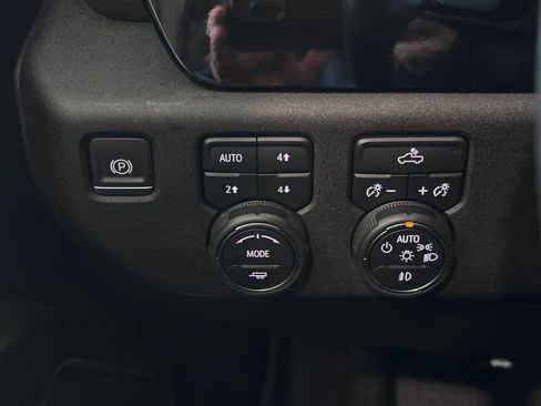 Certified 2024 Chevrolet Silverado 1500 RST image 24