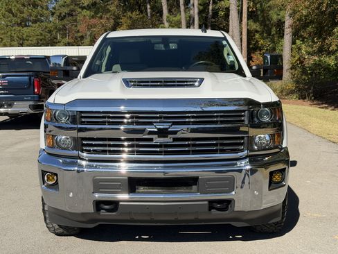Used 2019 Chevrolet Silverado 3500 LTZ w/ Duramax Plus Package image 36