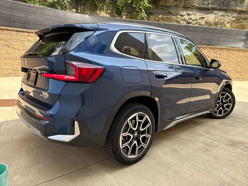 Used 2025 BMW X1 xDrive28i w/ Convenience Package image 3