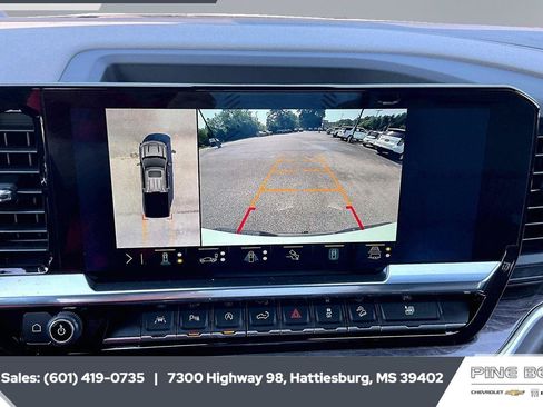 Used 2023 Chevrolet Silverado 1500 LTZ AWD/4WD image 16