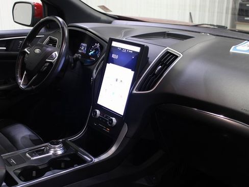 Used 2022 Ford Edge ST-Line image 21
