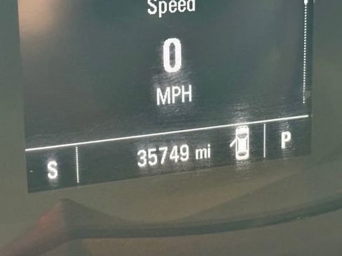 Used 2022 Chevrolet Trax LS image 9