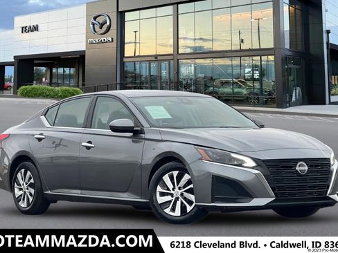 Used 2023 Nissan Altima 2.5 S image 1