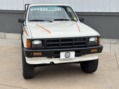 Used 1986 Toyota Pickup SR5 image 28