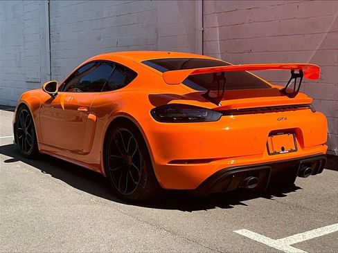 Certified 2021 Porsche 718 Cayman GT4 RWD image 3
