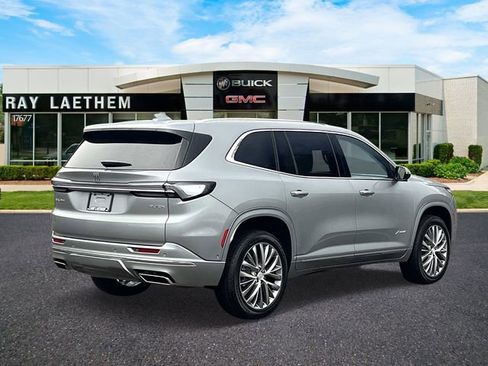 New 2026 Buick Enclave Avenir image 5