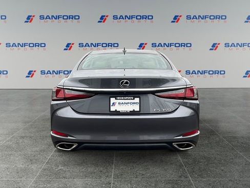 Used 2019 Lexus ES 350 image 4