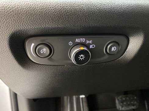 Used 2018 Chevrolet Traverse LT FWD image 33