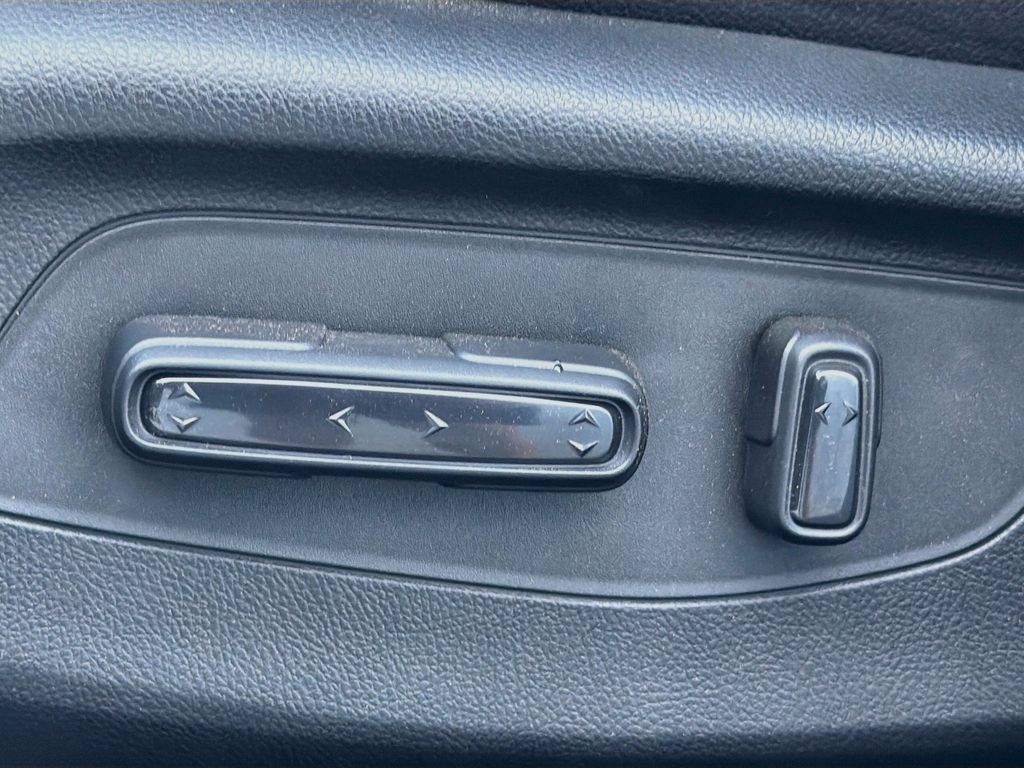 New 2027 Honda HR-V EX-L image 30