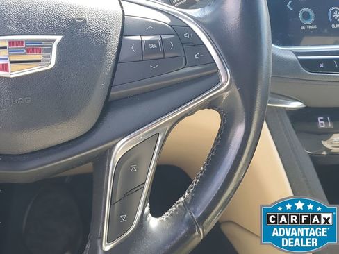 Used 2019 Cadillac XT5 FWD image 29