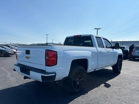 Used 2017 Chevrolet Silverado 1500 LT w/ All Star Edition AWD/4WD image 2