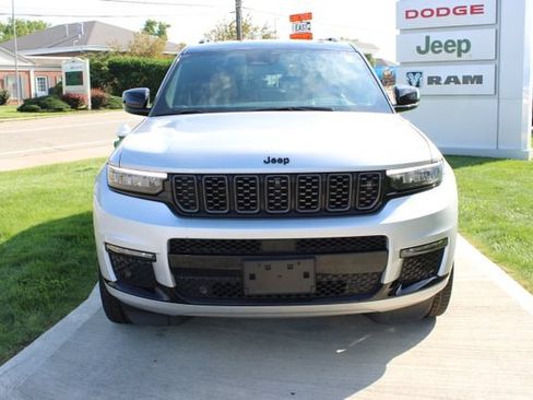 Used 2024 Jeep Grand Cherokee L Summit AWD/4WD image 6