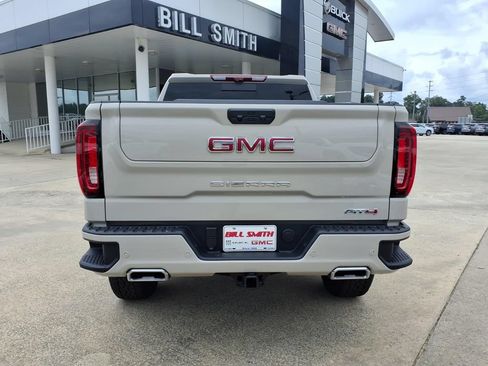 New 2026 GMC Sierra 1500 AT4 w/ AT4 Premium Package AWD/4WD image 6