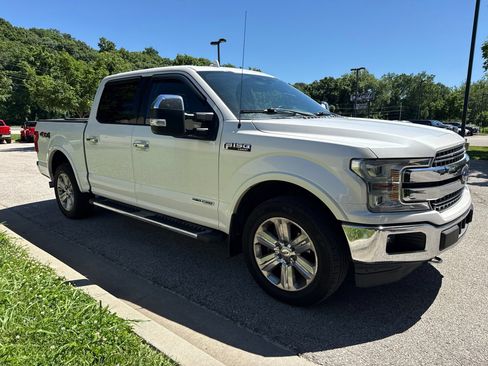 Used 2018 Ford F150 Lariat w/ Equipment Group 502A Luxury AWD/4WD image 3