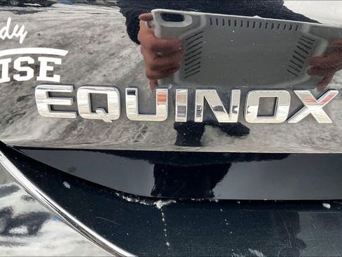 Used 2024 Chevrolet Equinox LT image 31