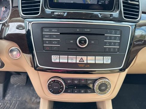 Used 2018 Mercedes-Benz GLE 350 4MATIC image 17