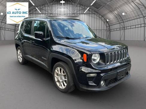Used 2020 Jeep Renegade Latitude w/ Cold Weather Group FWD image 2