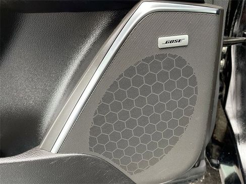 Used 2016 Cadillac Escalade Premium image 24