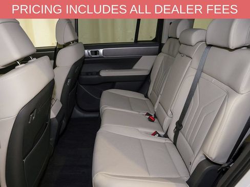Used 2026 Hyundai Santa Fe SEL FWD image 9