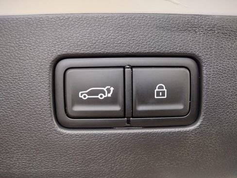 New 2026 Hyundai Ioniq 9 Calligraphy AWD/4WD image 17