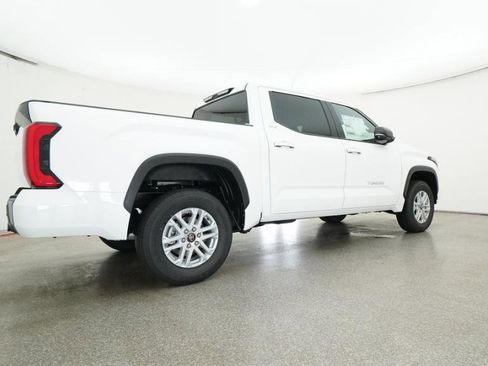 New 2026 Toyota Tundra SR5 AWD/4WD image 7