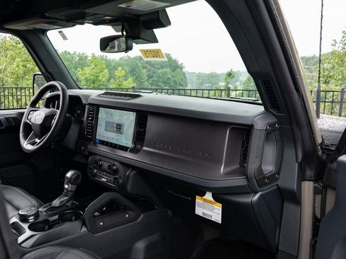 New 2025 Ford Bronco Badlands AWD/4WD image 29