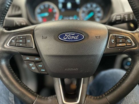 Used 2019 Ford EcoSport Titanium image 17