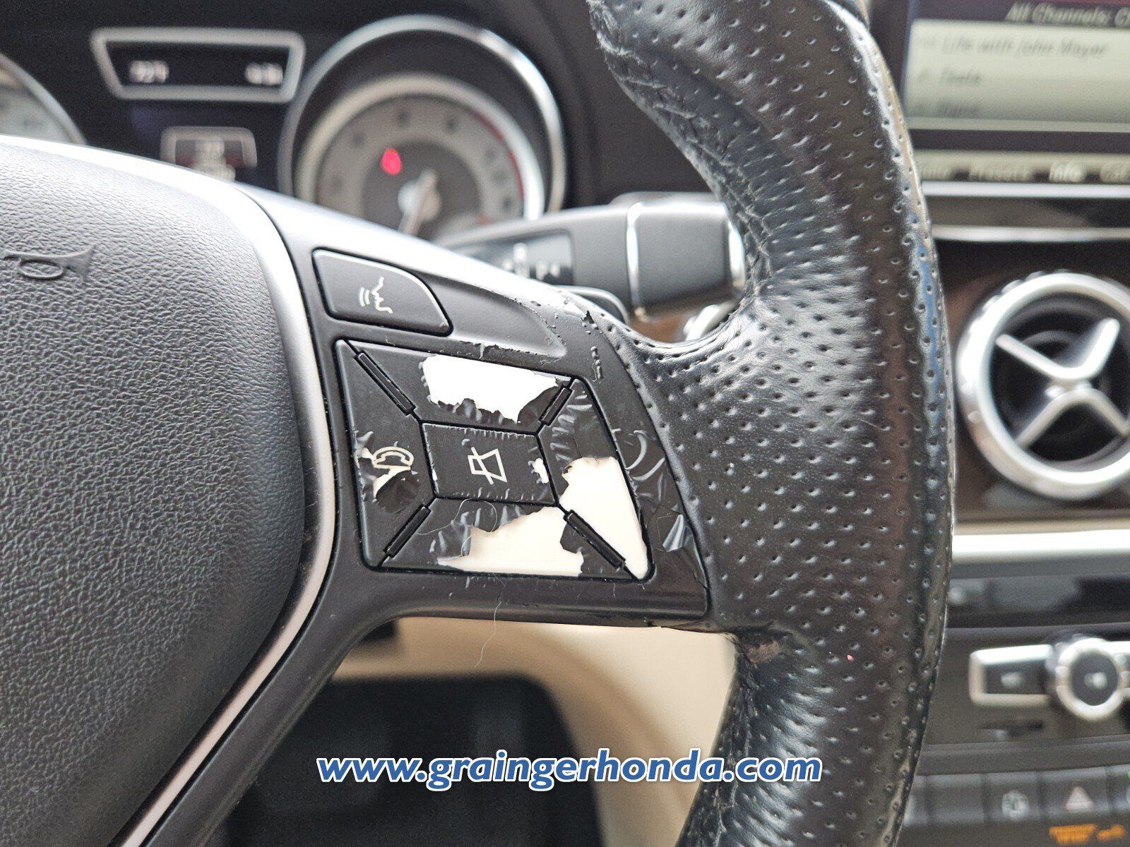 Used 2015 Mercedes-Benz GLA 250 image 20