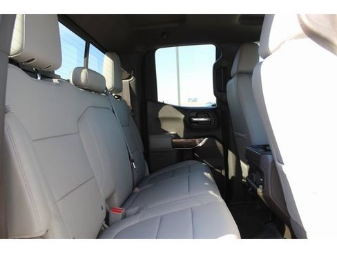 Used 2019 Chevrolet Silverado 1500 RST AWD/4WD image 17